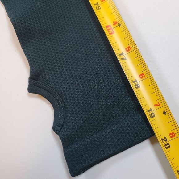 AYBL Balance V2 Seamless Long Sleeve Crop Top Size Small Womens NWT Ribbed Gym - Picture 12 of 16